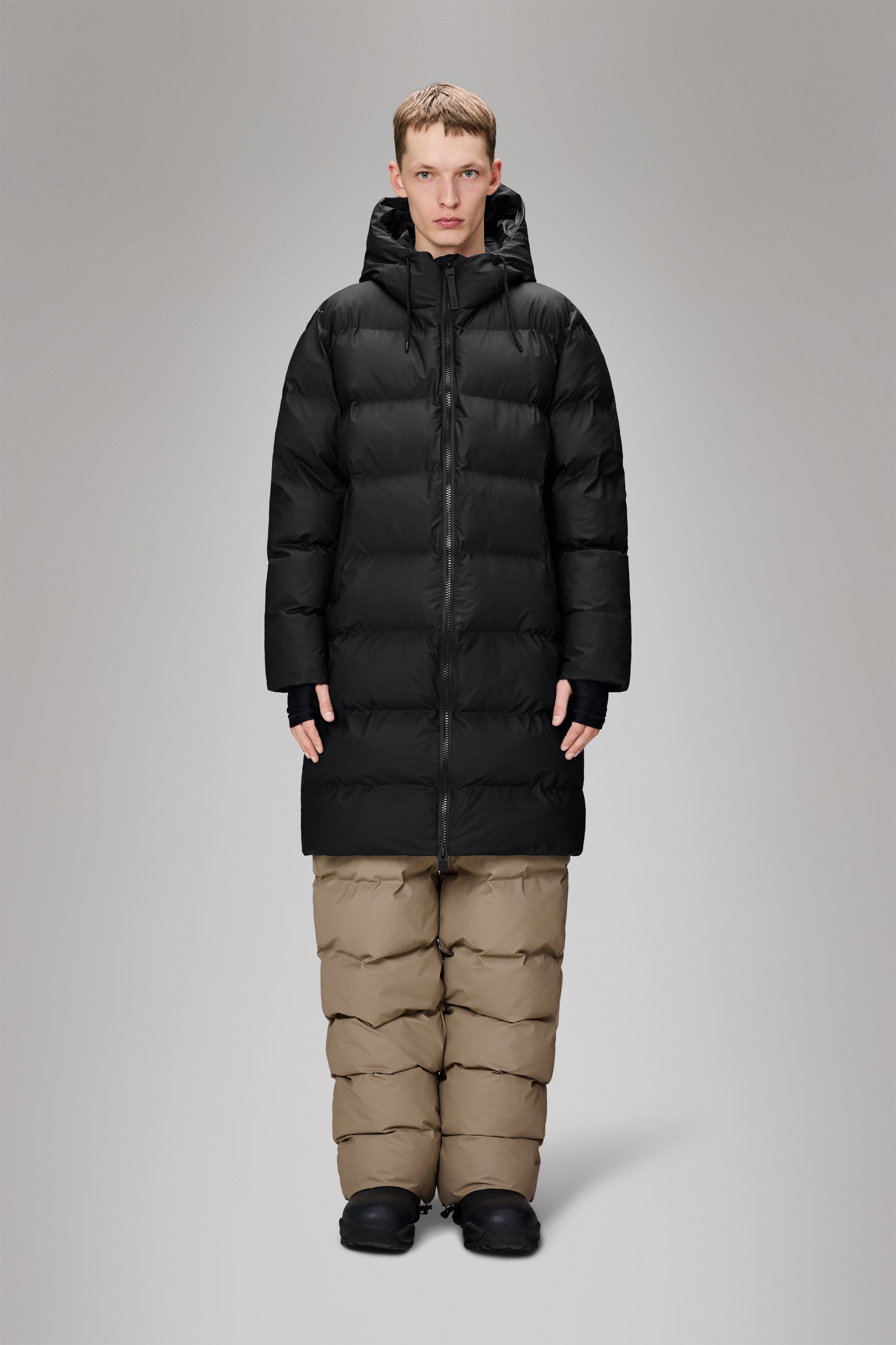 Rains - Cleaner Winterparka mit maximalem Wetterschutz