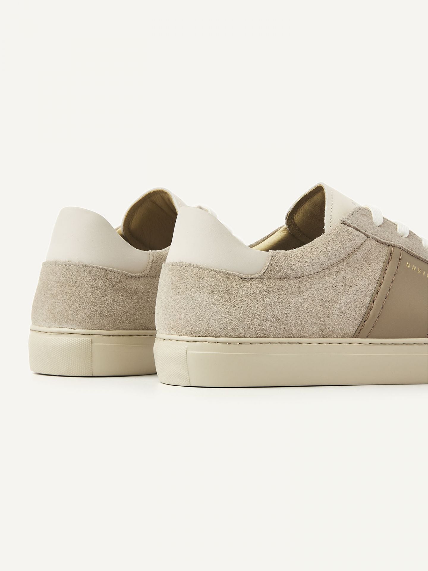 Nubikk - Beiger Sneaker mit Veloursleder - Jase Morris