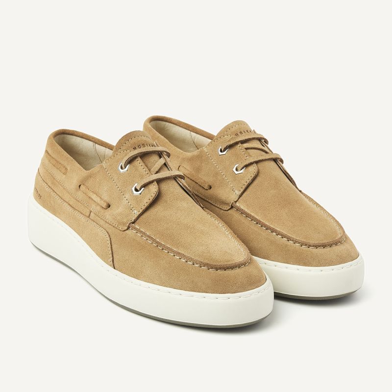 Nubikk - Stilvoller Sneaker mit Schiffschuh Elementen in Eiche - Jiro Yacht