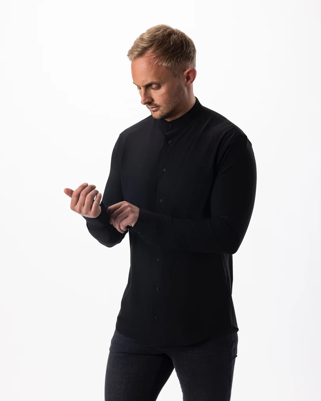 IOS - Hemd mit Stehkragen aus sehr bequemer Jerseyware - Black