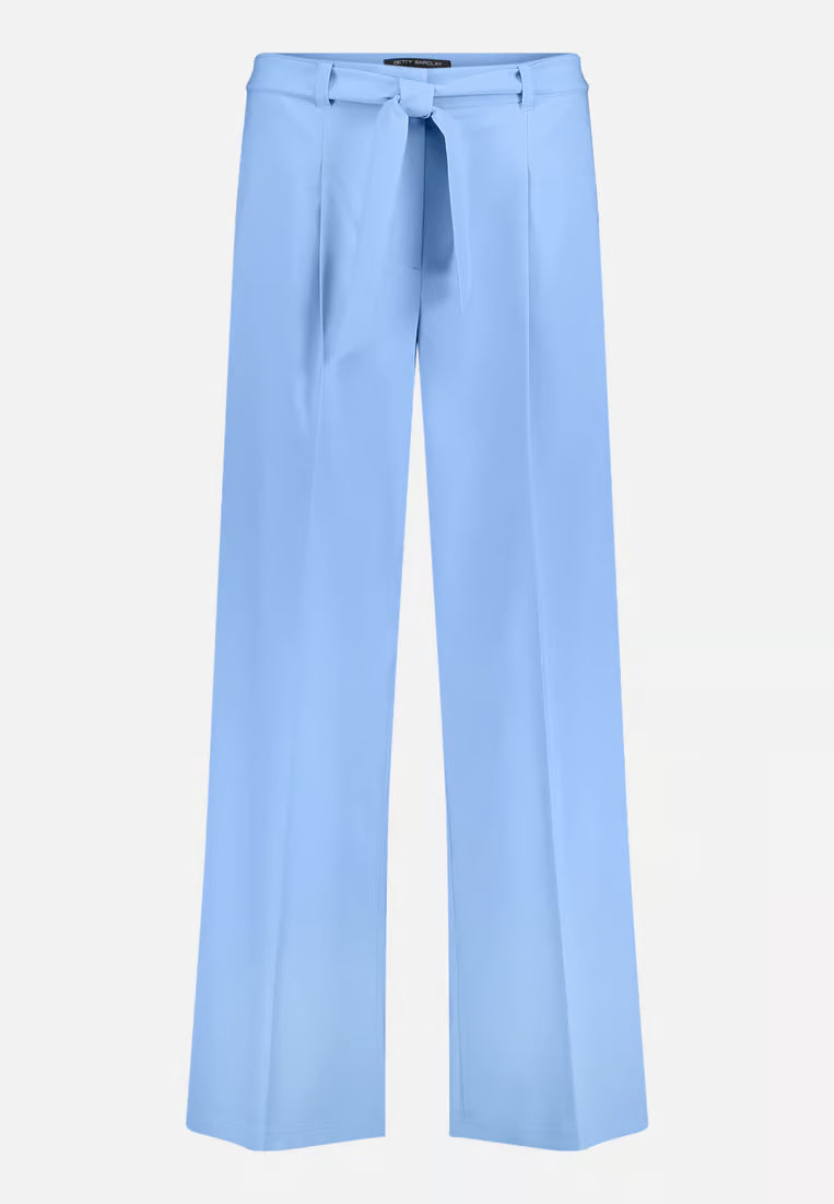 Betty Barclay - Stilvolle Stoffhose mit entspannter Passform in Hellblau