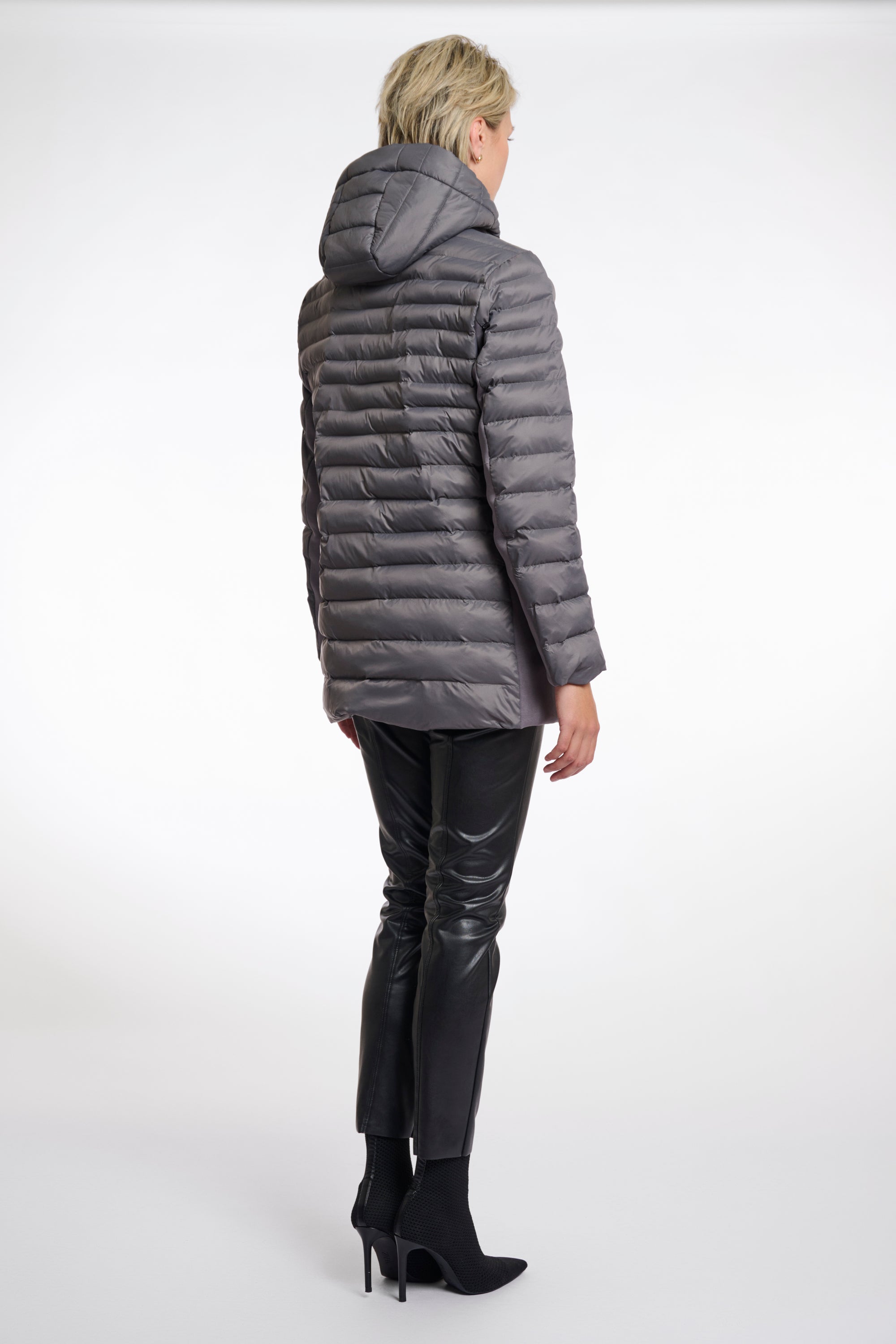 Rino & Pelle - Steppjacke in Steingrau mit Kapuze - Indira