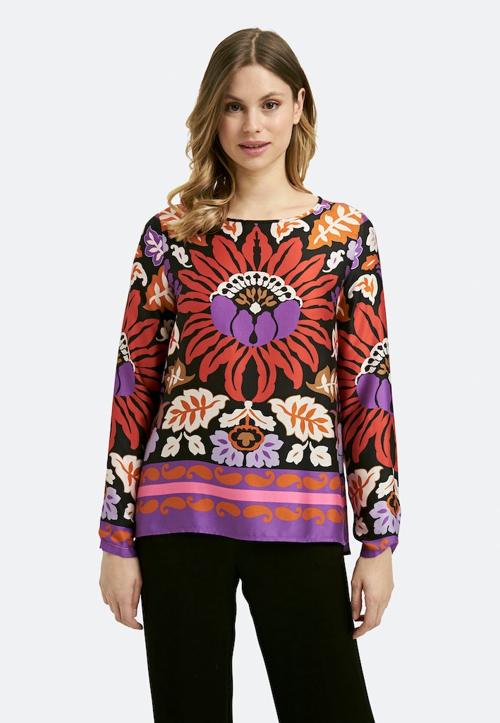 Milano - Bluse mit modernem Print aus fließender Viskosequalität