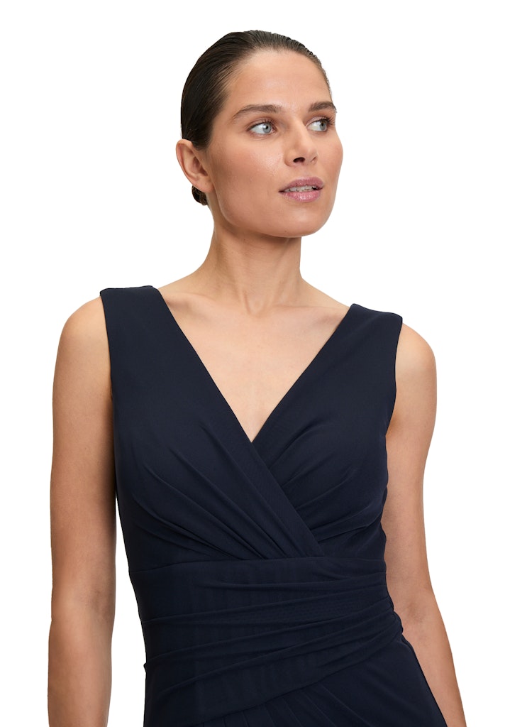Vera Mont - Elegantes Kleid mit ausgestelltem Rock in Dunkelblau