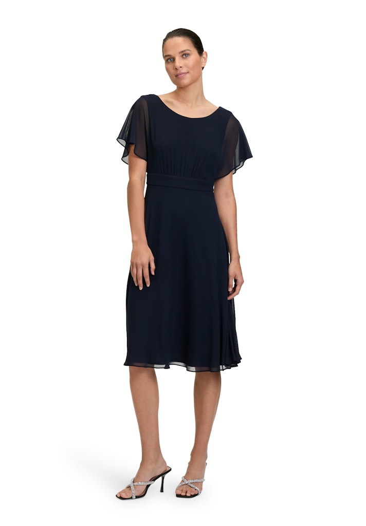 Vera Mont - Midi Chiffon Kleid mit Flügelärmeln
