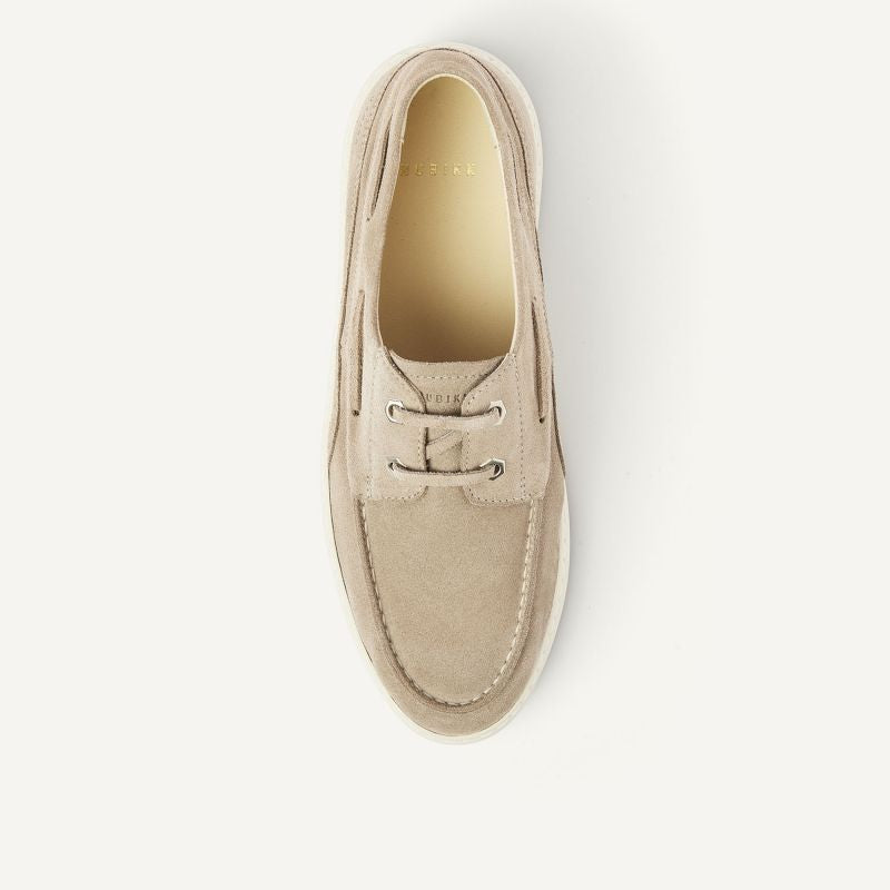 Nubikk - Stilvoller Sneaker mit Schiffschuh Elementen in Beige - Jiro Yacht