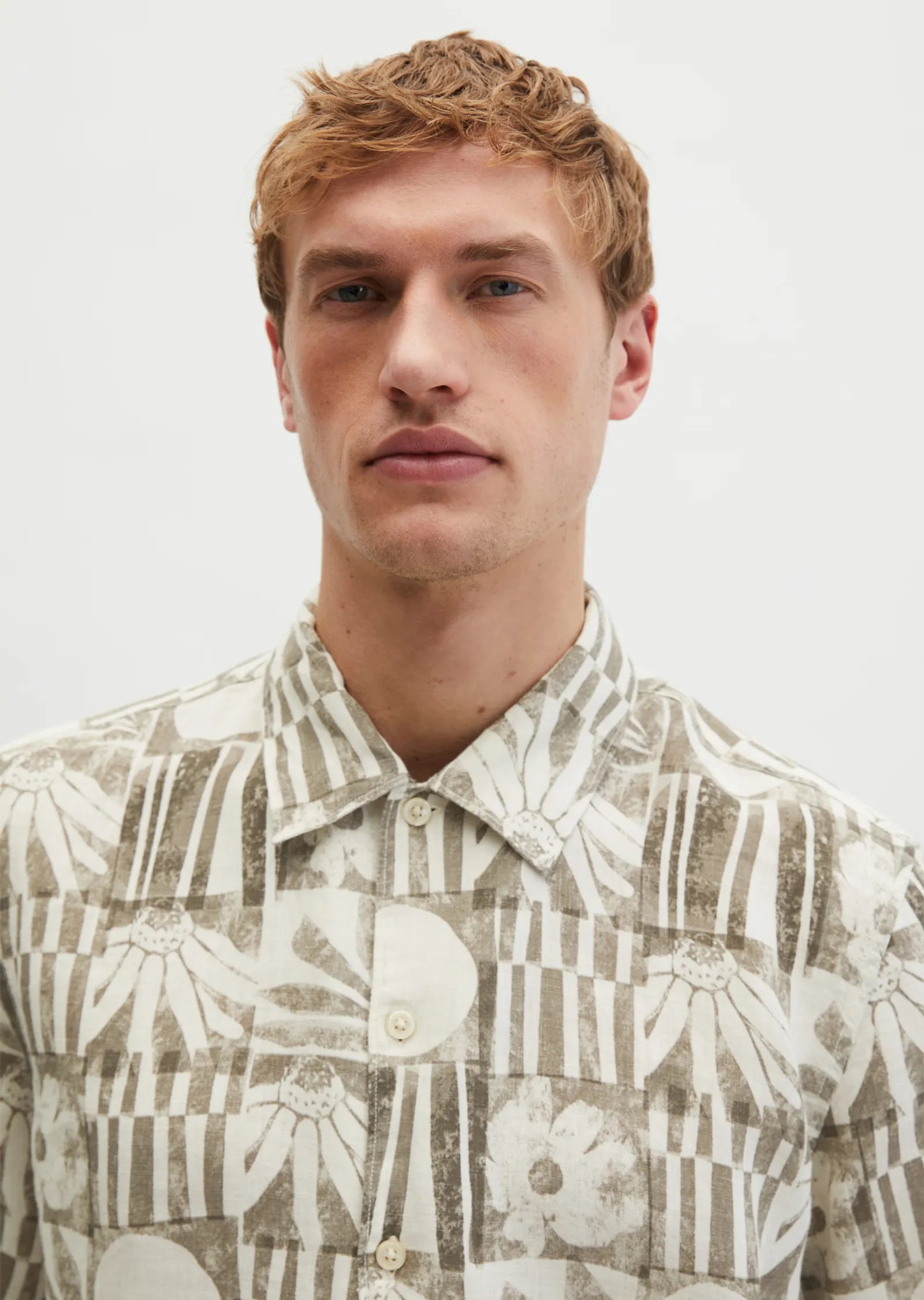 Marc O'Polo - Lässiges Halbarm Hemd mit All Over Print in Beige