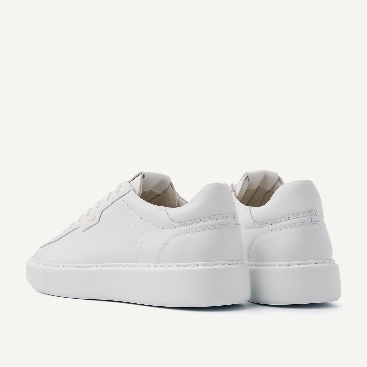 Nubikk - Sneaker in zeitlosem Weiß Design - Vince Tora