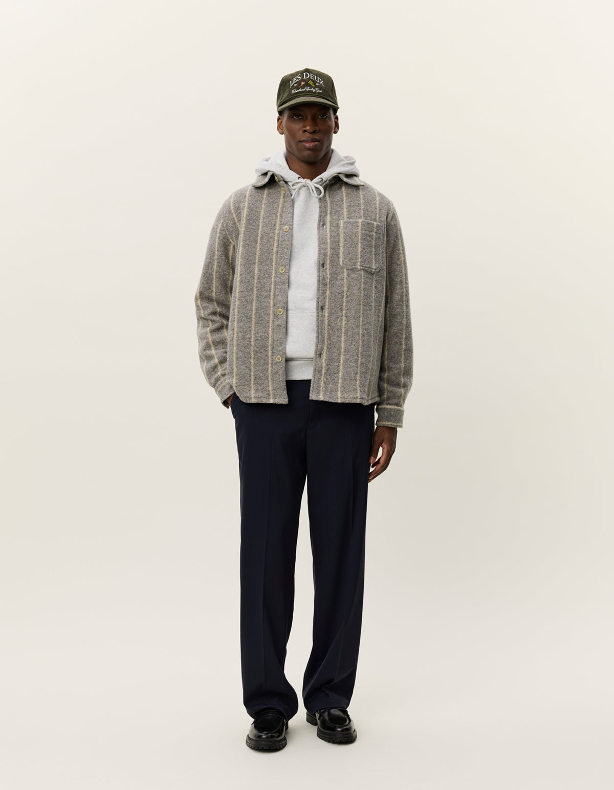 Les Deux - Bouclé Overshirt mit stilvollem Kreidestreifen - Lennon