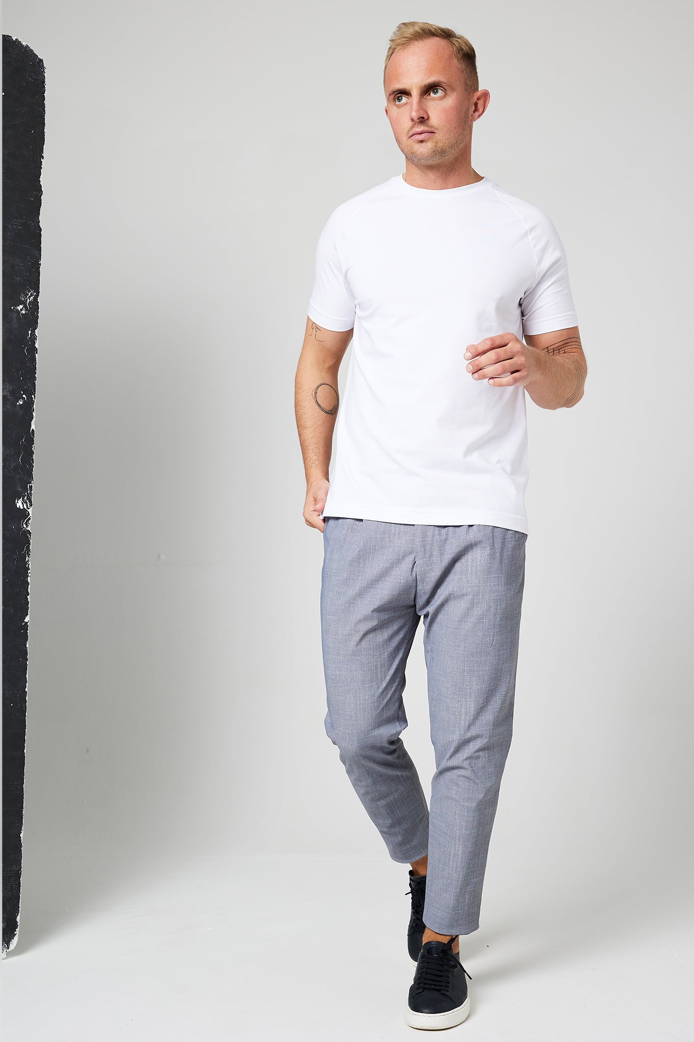 IOS - Schmale & Verkürzte Anzughose "Modern" - Light Grey